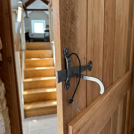 Rawcliffe Barn, Twin, 2 Guests *